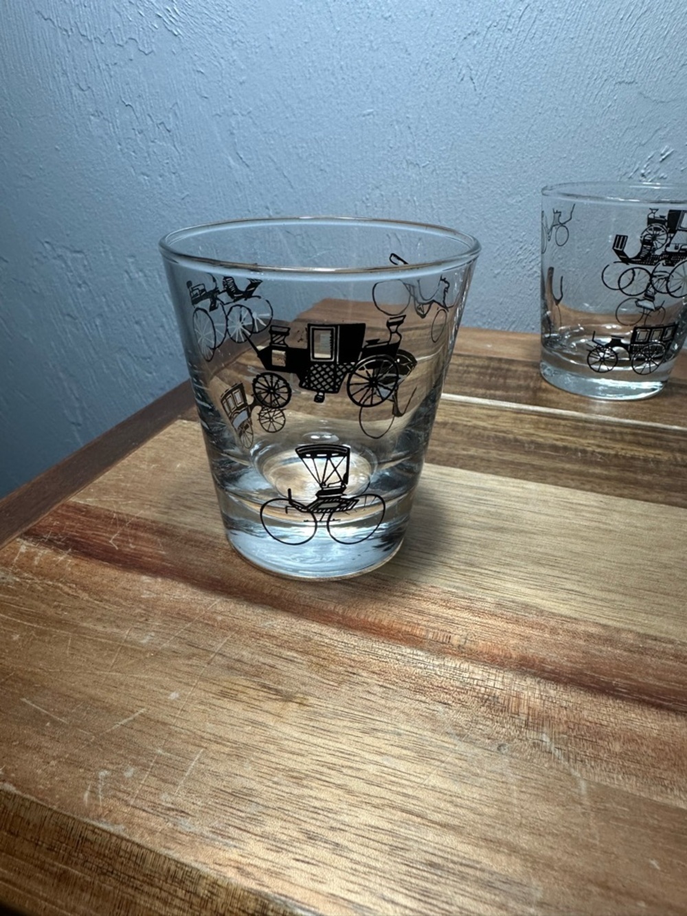 Vintage Libbey Barware Glasses Set of 4 – Mid Century Horse Carriage Design - Picture 4 of 8